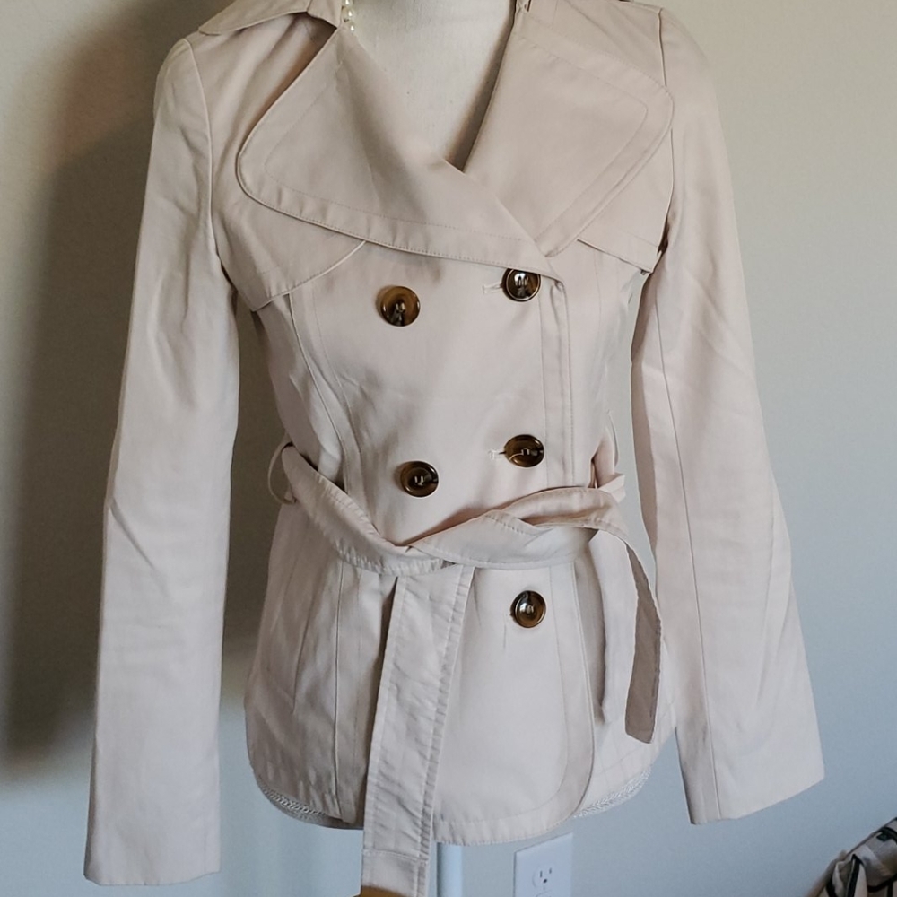 Jacket - Picture 2 of 5